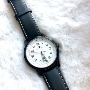 Tommy Hilfiger Men's White Dial Black Leather